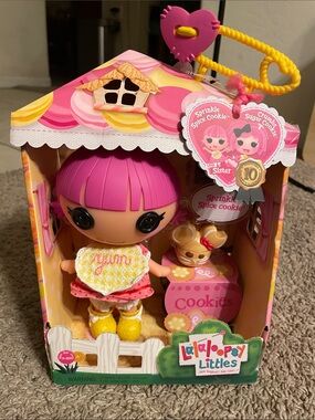 Lalaloopsy Littles Sprinkles Spice Cookie Doll.